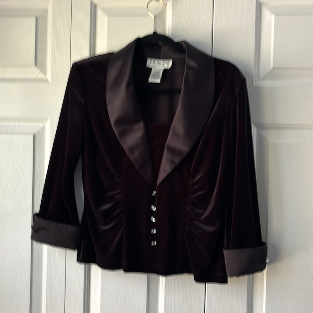 Black velvet jacket. Satin collar & cuffs. Size 12. *Bundle with matching skirt